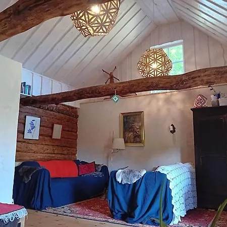 Feriehus Romantiline Talu Ja Saun Muhumaa Suedames *