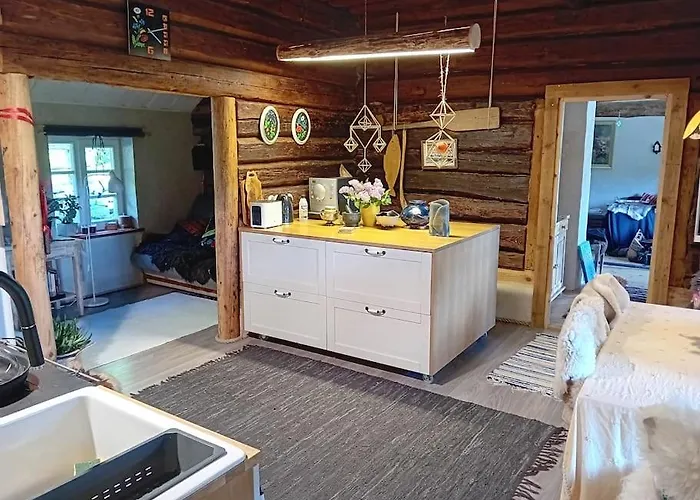 Holiday home Romantiline Talu Ja Saun Muhumaa Suedames